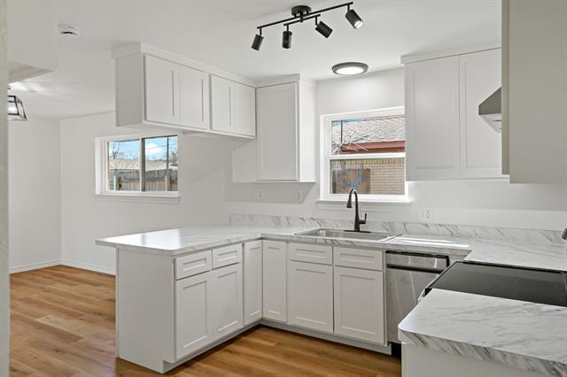 Building Photo - 12816-12818 Pandora Dr