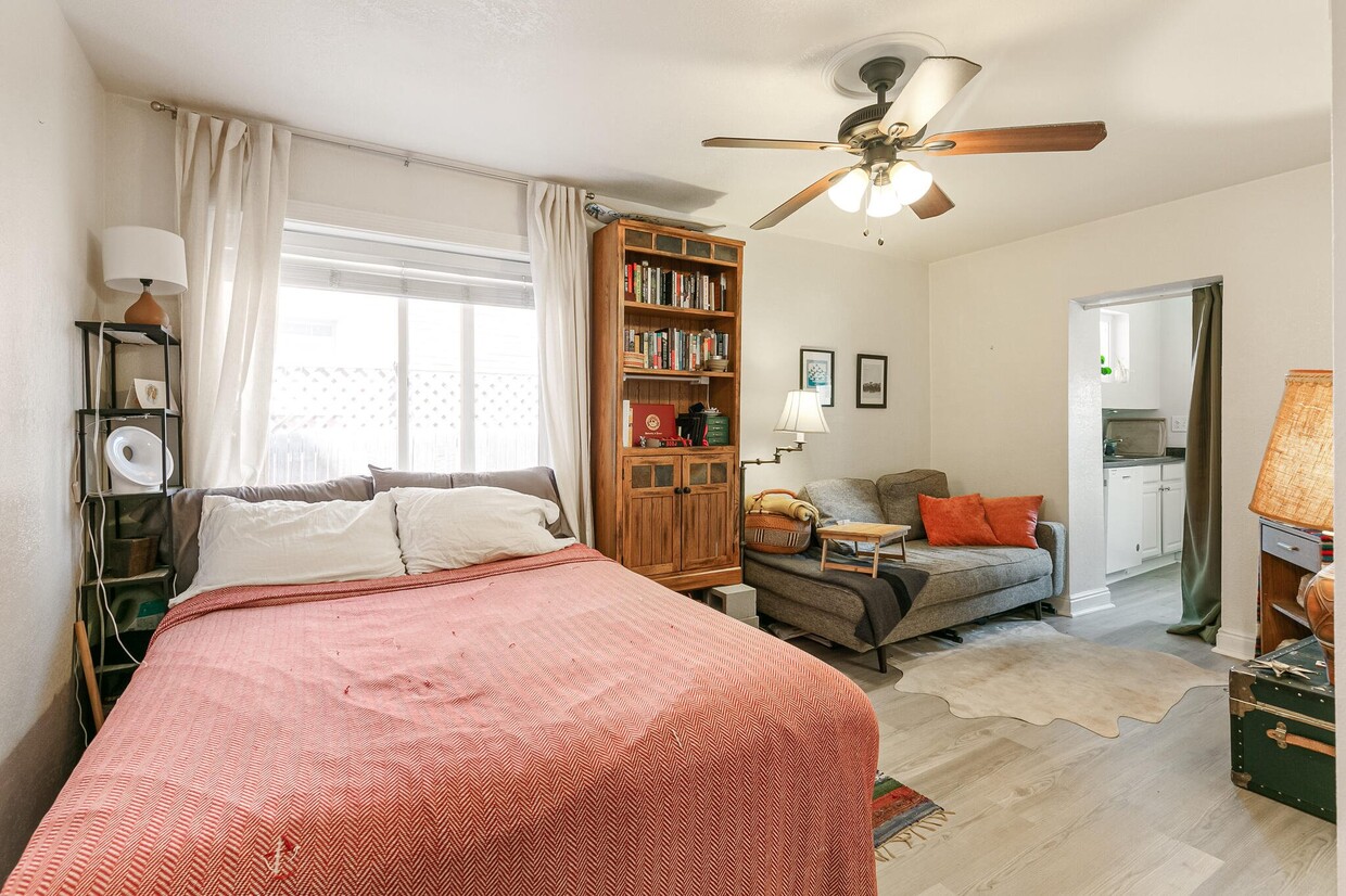 Photo - 208 S Lincoln St (Denver, CO)