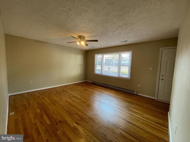 Foto del edificio - 603 Carroll Dr