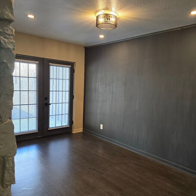 Foto del edificio - 5367 Wonder Dr