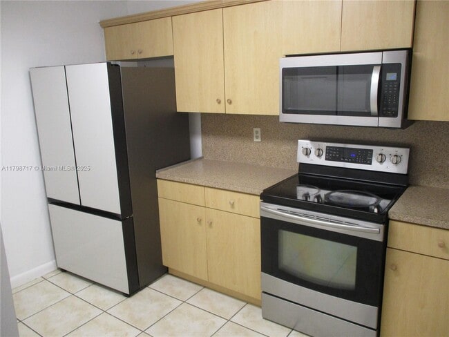 Foto del edificio - 10832 SW 72nd St