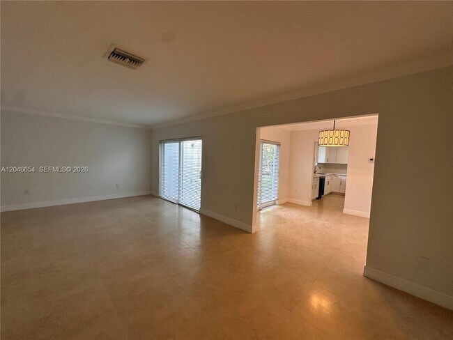 Building Photo - 1130 Cotorro Ave