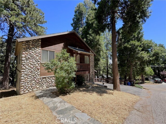 Building Photo - 198 Pine Ridge Rd