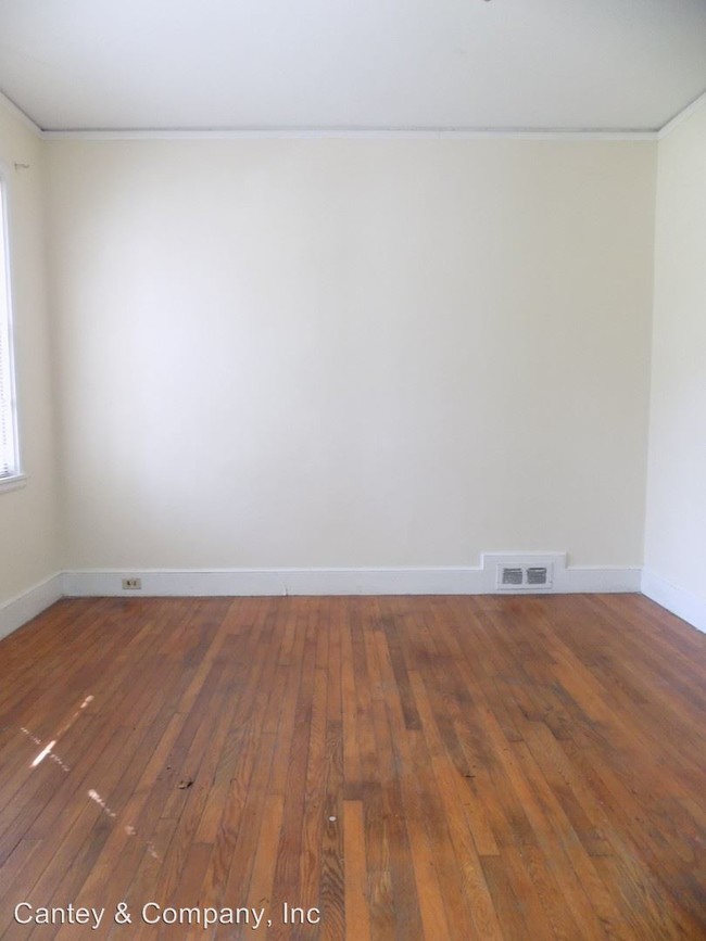 Foto del edificio - 2617 Devine St