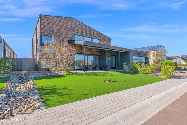 Photo - 8430 S 10th Ln House