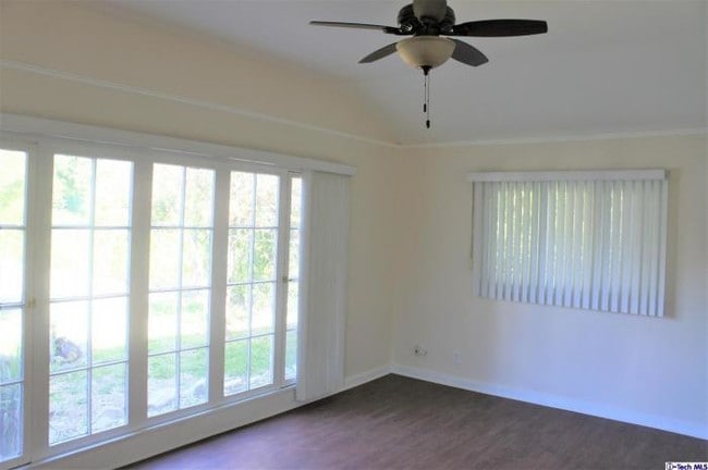 Building Photo - 1 bedroom in Glendale CA 91208