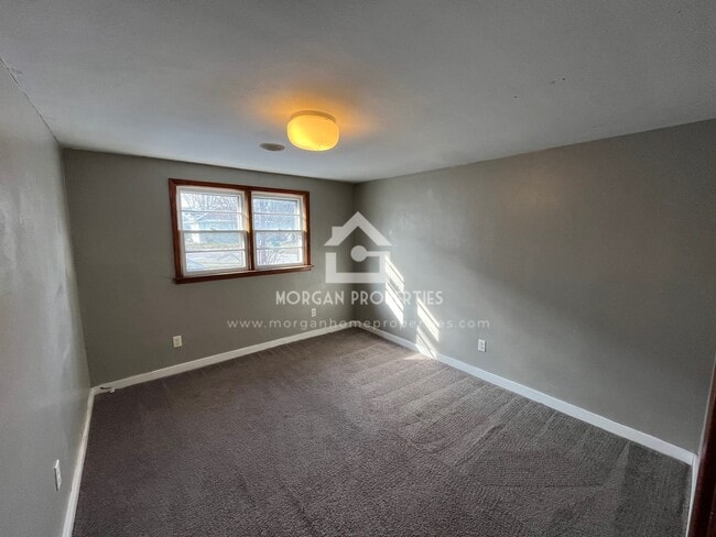 Building Photo - 1210 S 25th St