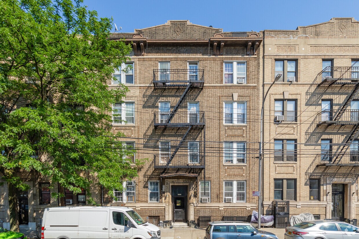Building Photo - 3925 24th St