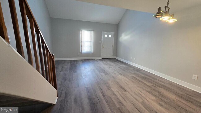 Foto del edificio - 411 Park Pl Dr