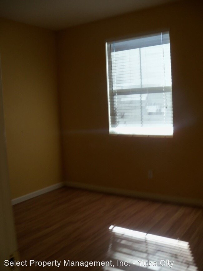 Building Photo - 4 br, 2 bath House - 1773 Waterfall Drive