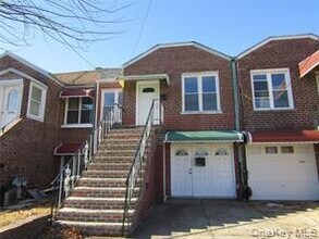 Building Photo - 84-26 Little Neck Pkwy