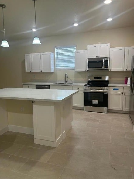 Building Photo - 768 Lindo Ln