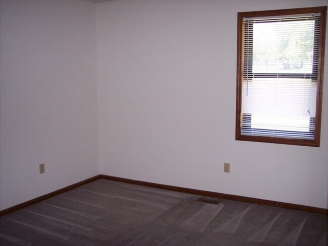 Foto del edificio - 411 N Ridgeview Dr