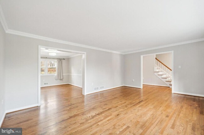 Foto del edificio - 1200 Forestwood Dr