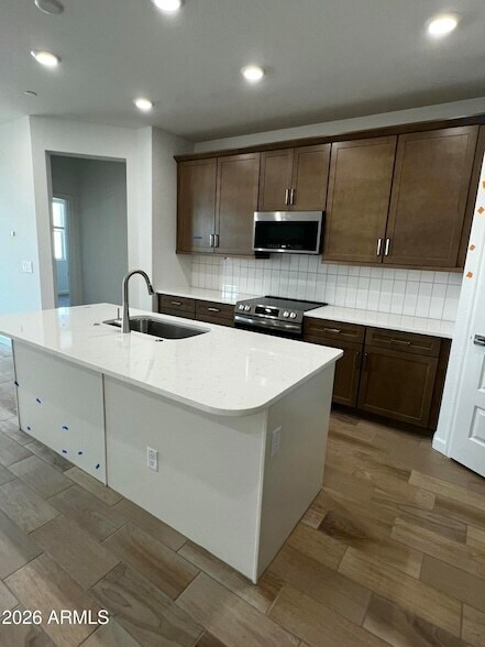 Building Photo - 32564 N Smokeview Trl