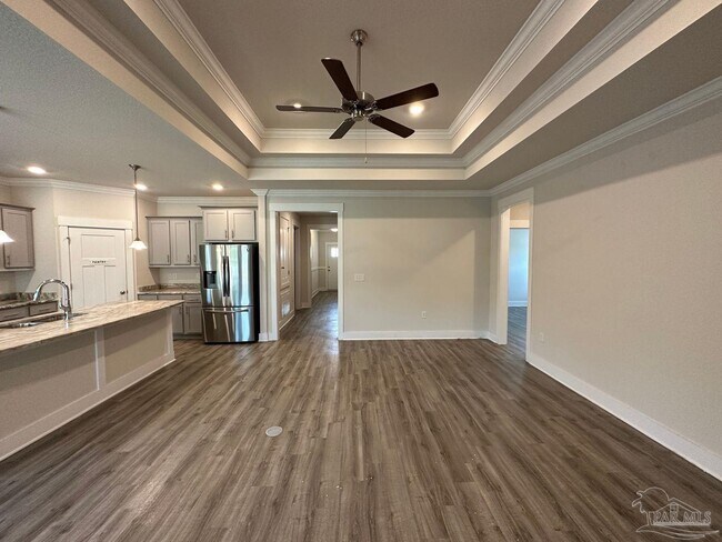 Building Photo - 10040 Tuscan Ct