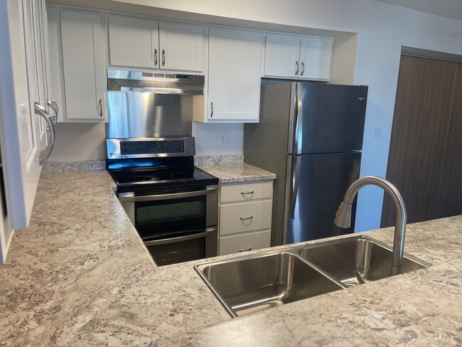 Building Photo - Heritage Village Apartments