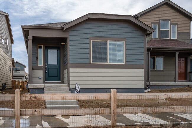 Building Photo - 1119 Hummingbird Cir