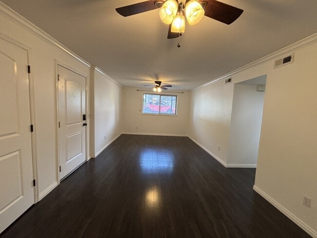 Building Photo - 5700 S 900 E