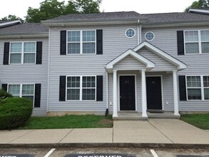 Building Photo - 705 Crestland Ave