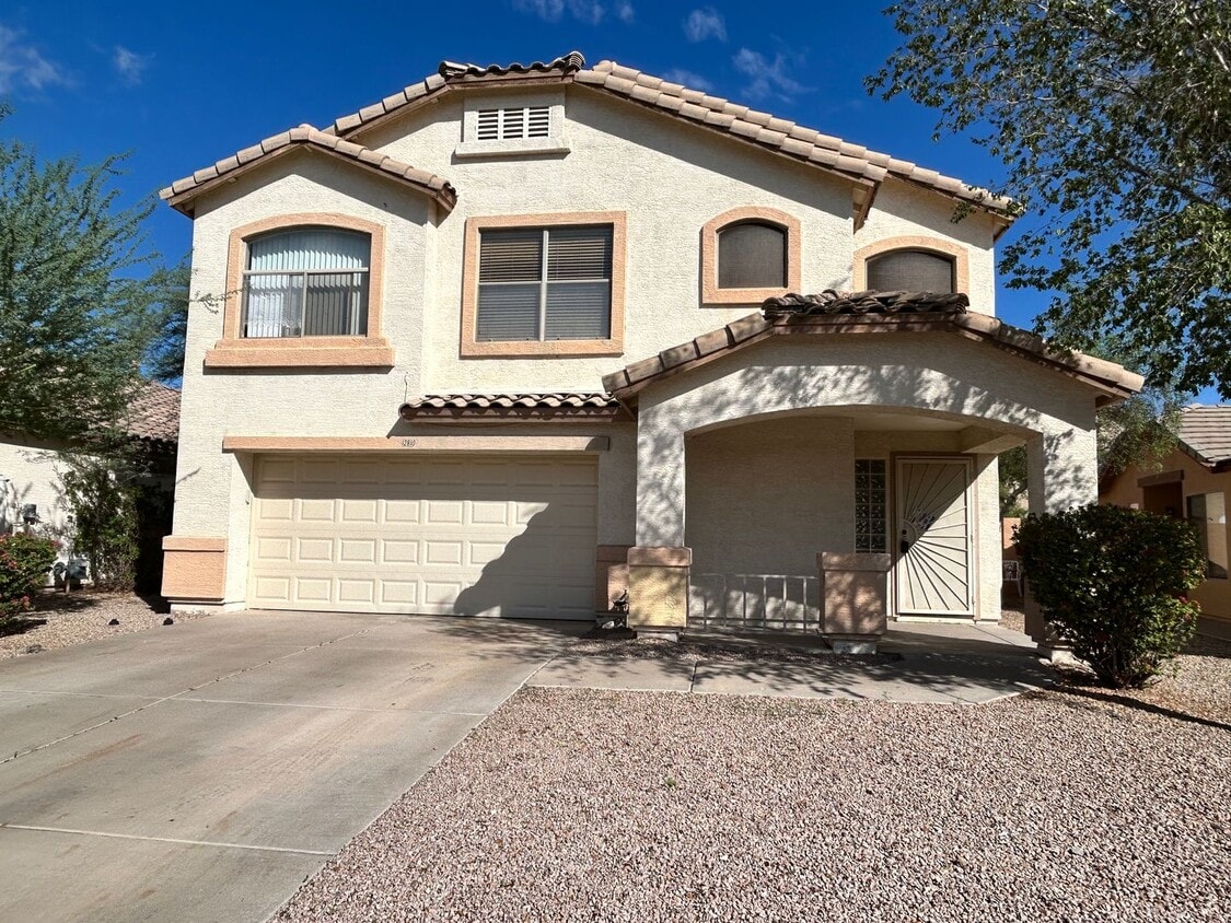 Primary Photo - 3Bdm 2.5Ba Avondale Home with a Loft! *NO ...