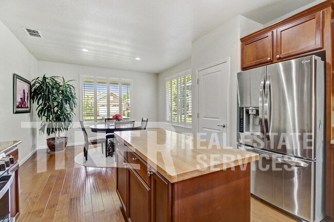 Foto del edificio - 9812 Westminster Way