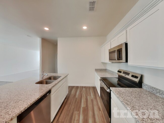 Building Photo - 305 Nasturtium Wy