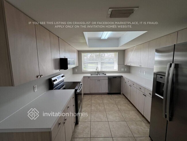 Foto del edificio - 2426 SE Renick Ave