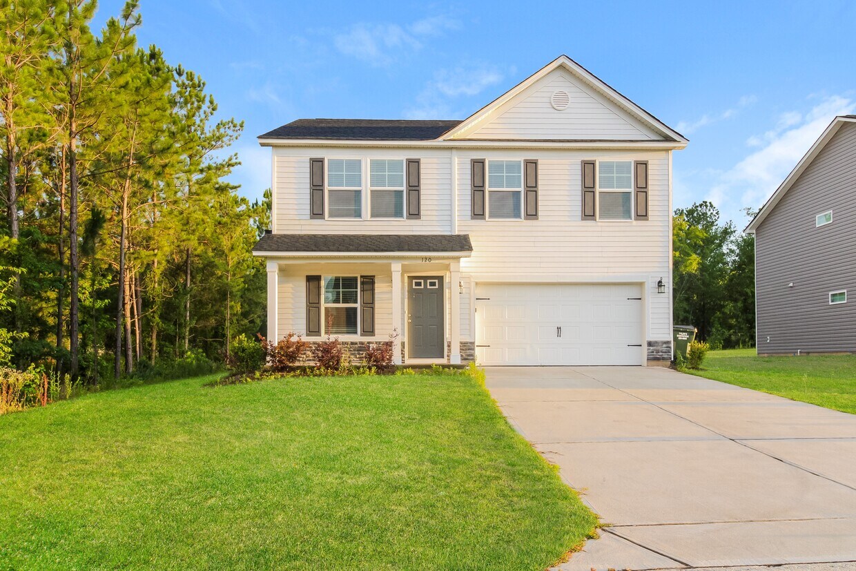 Primary Photo - 119 Woodcote Dr
