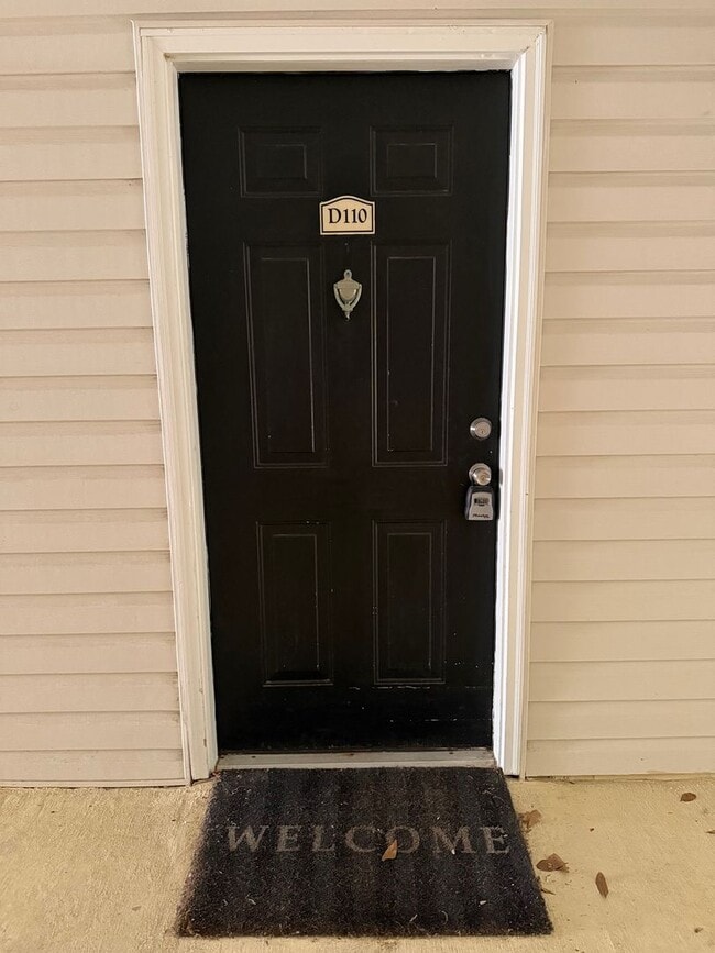 Foto del edificio - Private End Unit - First Floor - Reserve at Woodbridge