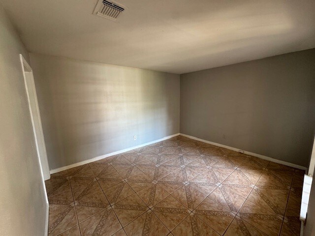 Foto del edificio - 10607 Bainbridge St