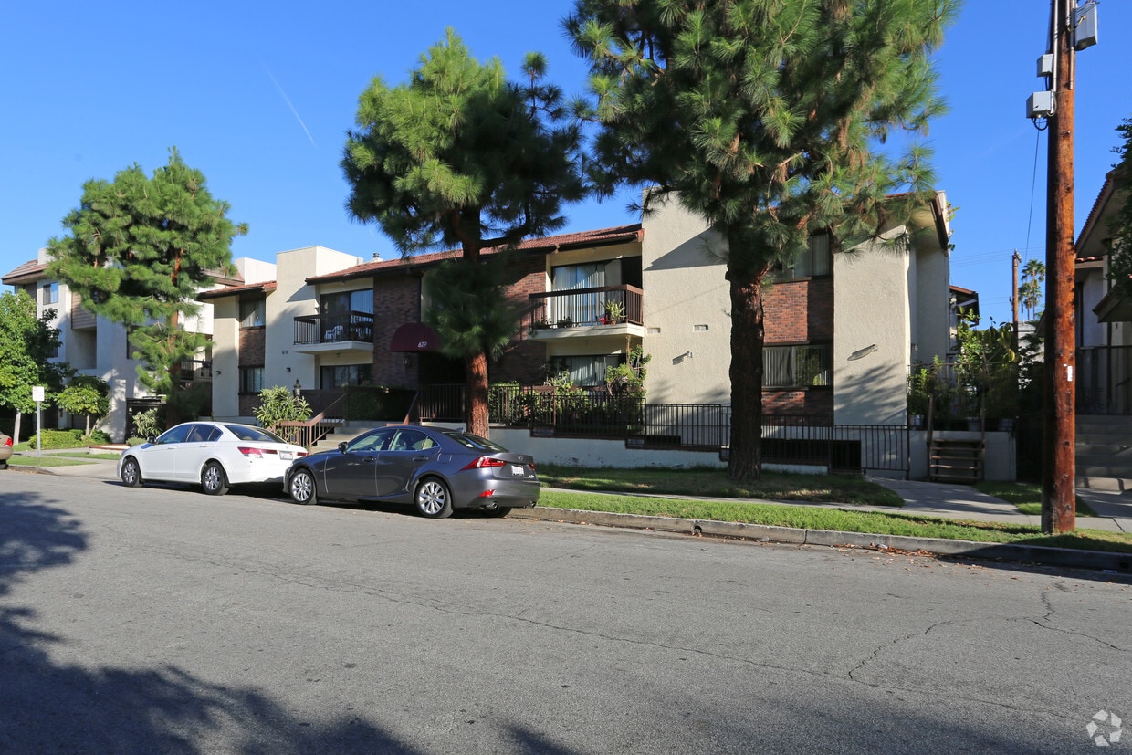 Building Photo - 629 Orange Grove Ave