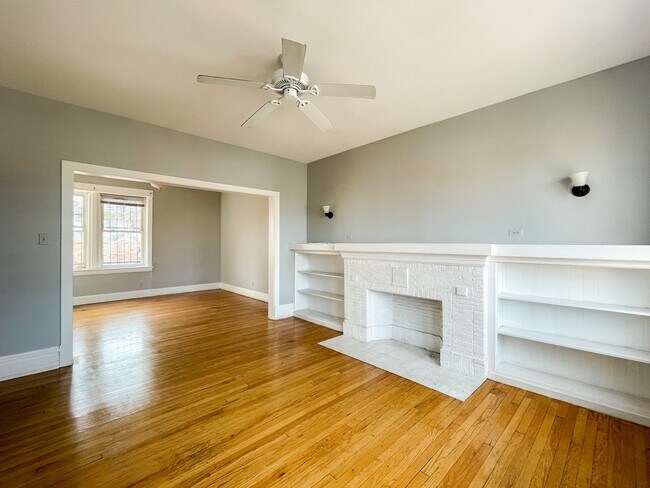 Foto del edificio - 3169 N Broadway St