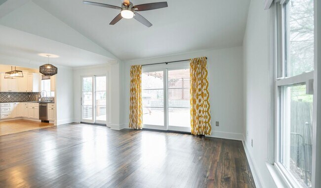 Building Photo - Newly Updated Bungalow in Howell Station