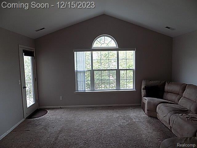 Building Photo - 49186 W Woods Dr