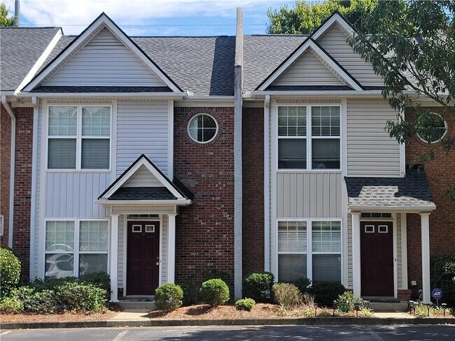 Building Photo - 801 Old Peachtree Rd NW