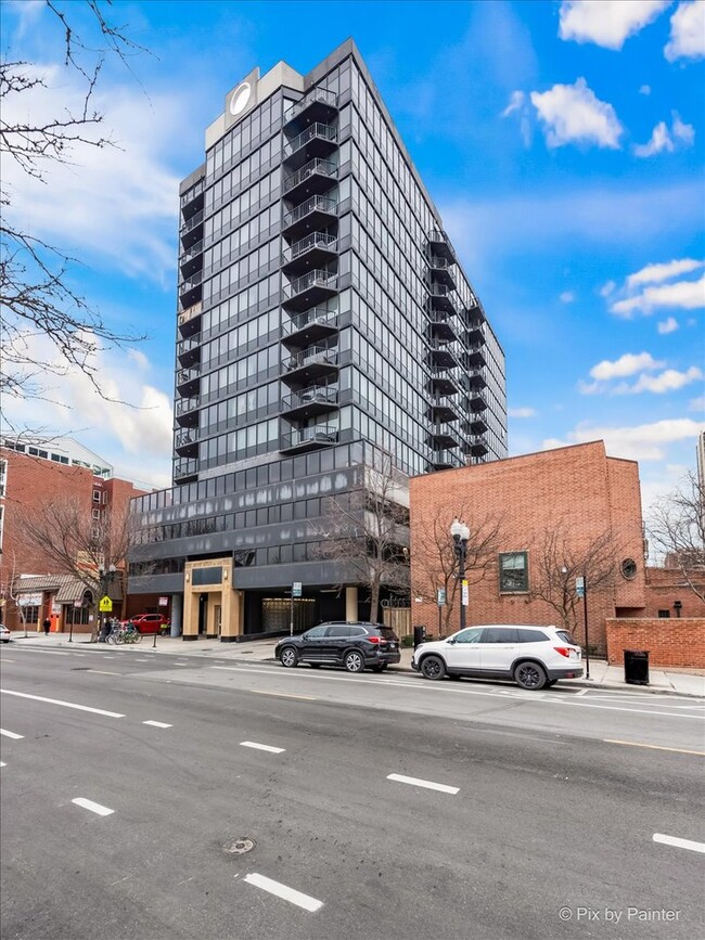 Building Photo - 1309 N Wells St