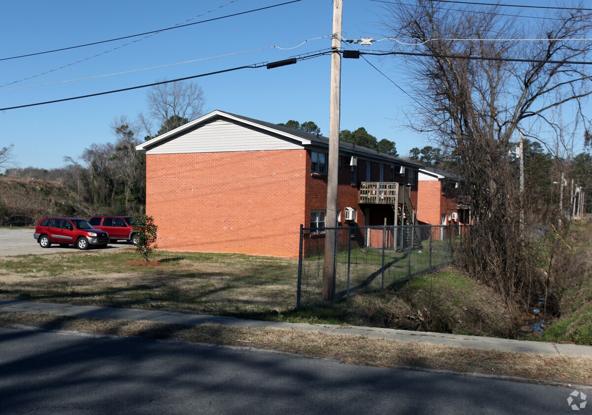 Foto del edificio - Magnolia Village Apartments