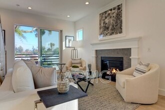 Building Photo - 6018 Comey Ave