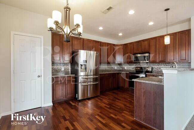 Foto del edificio - 12410 Guy Way