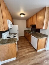Building Photo - 518 Arcadia Dr