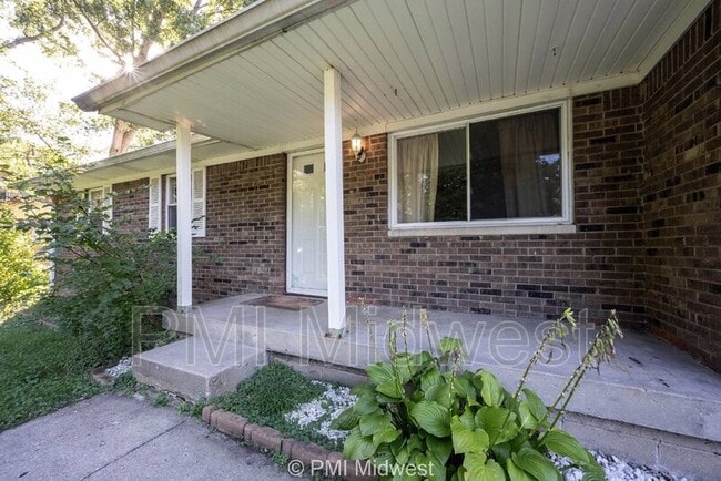 Building Photo - 8833 Jackson St