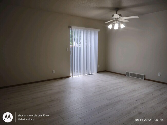 Foto del edificio - 307 E 4th Ave