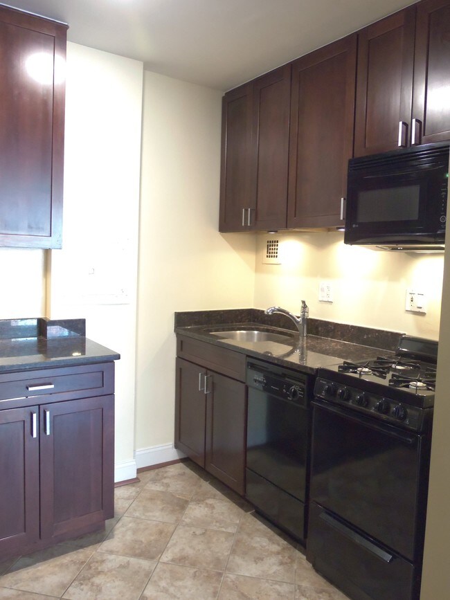 under cabinet lighting - 1021 Arlington Blvd