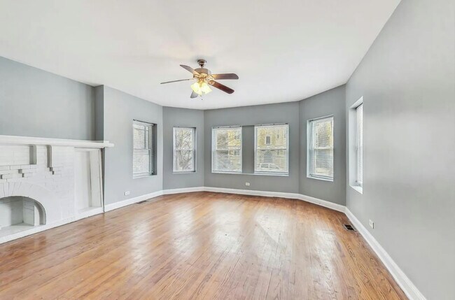 Foto del edificio - 7830 S Phillips Ave