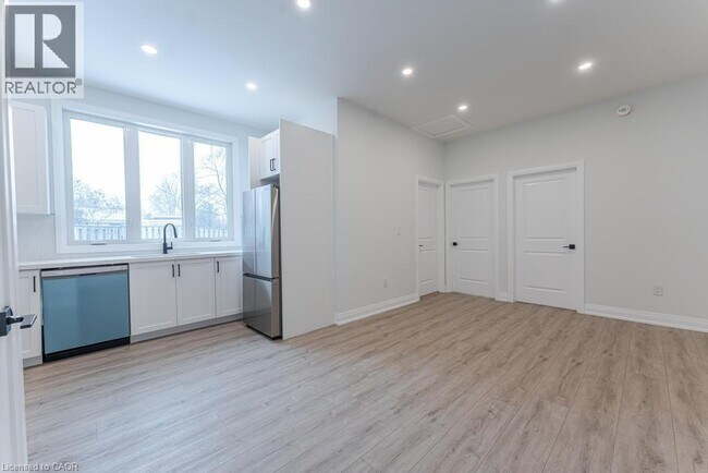 Photo du bâtiment - 20 W 3rd St