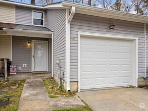 Building Photo - 4 S Onsville Pl