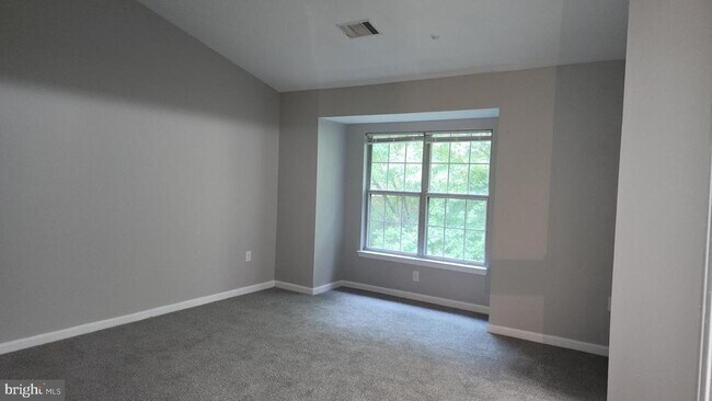 Foto del edificio - 1701 Stourbridge Ct