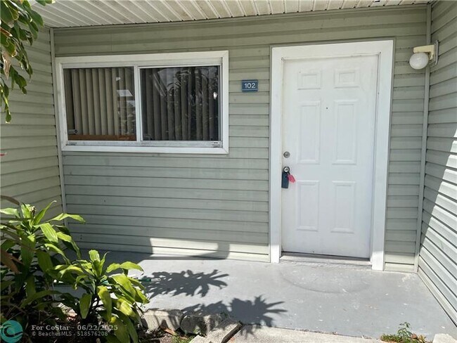 Foto del edificio - 3417 NW 44th St