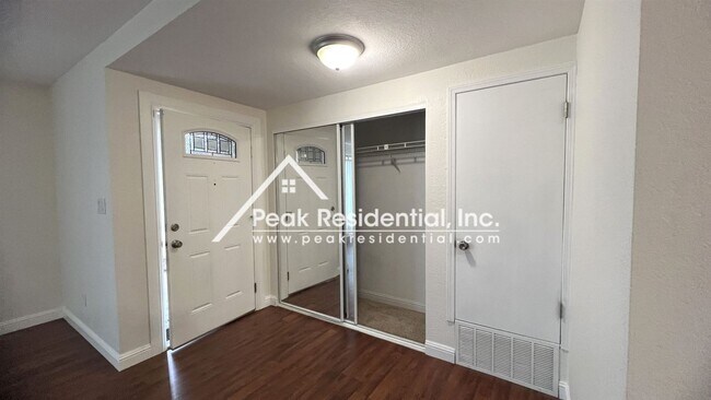 Building Photo - 4 br, 2 bath House - 7718 Farmgate Wy